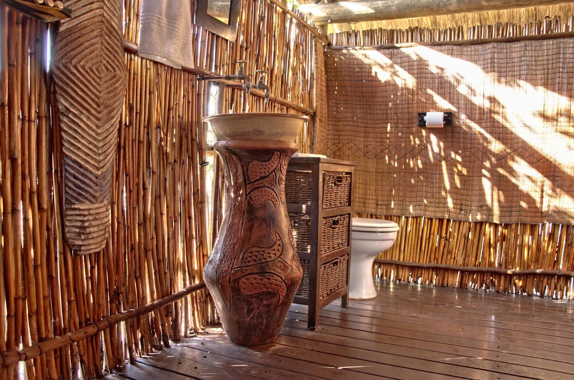 Shindzela Tented Camp Rezervaţia naturală Timbavati Exterior foto